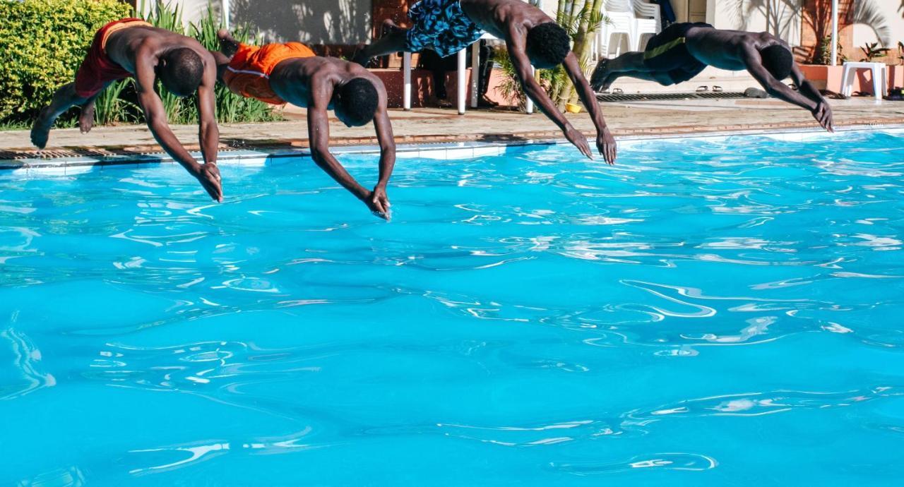 keur manga Apartment Somone Bagian luar foto